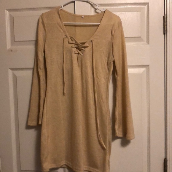 Dresses & Skirts - Nude dress